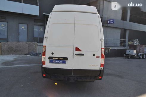 Renault Master 2016 - фото 25