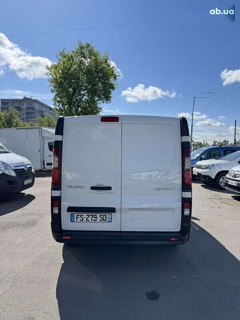 Renault Trafic 2020 - фото 8