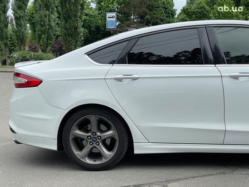 Ford Fusion 2016 белый - фото 8