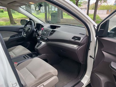 Honda CR-V 2012 белый - фото 21