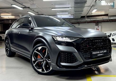 Audi RS Q8 2021 - фото 4