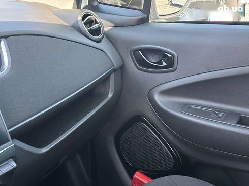 Renault Zoe 2020 - фото 18