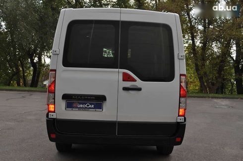 Renault Master 2020 - фото 23