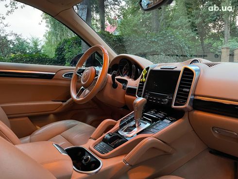 Porsche Cayenne 2017 черный - фото 35