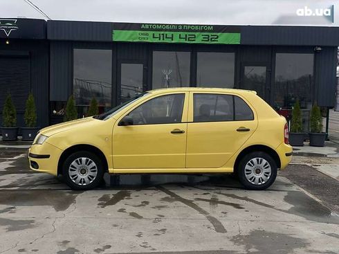 Skoda Fabia 2004 - фото 13