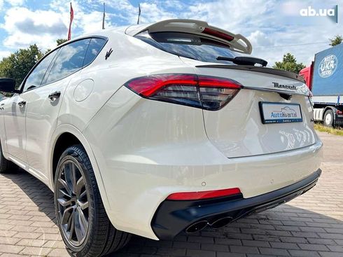 Maserati Levante 2022 - фото 11