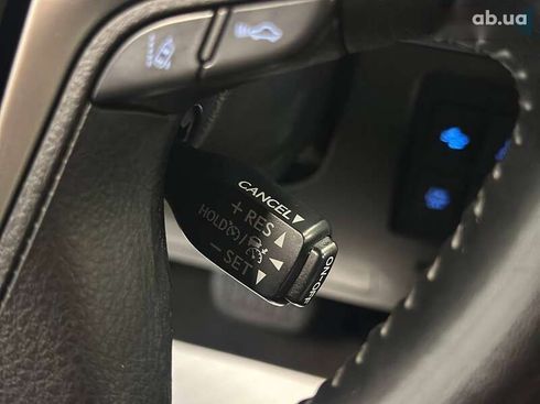 Toyota Land Cruiser 2020 - фото 26