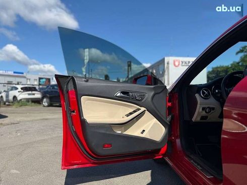 Mercedes-Benz CLA-Класс 2018 - фото 25