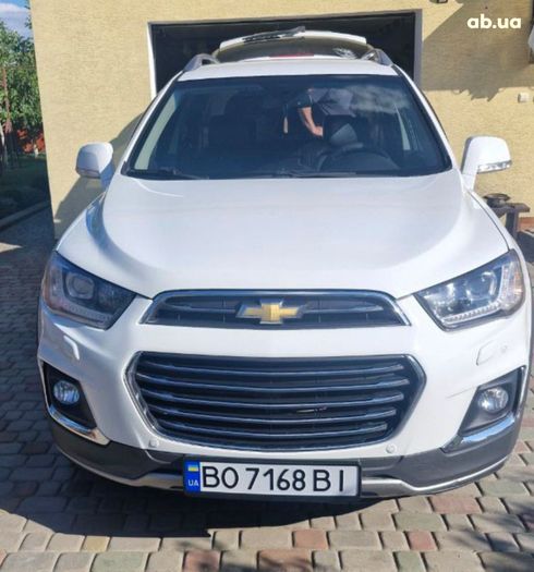 Chevrolet Captiva 2016 белый - фото 19