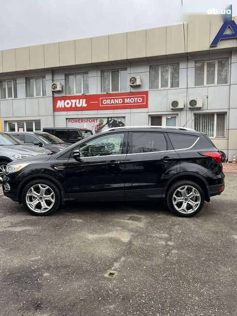 Ford Escape 2019 - фото 21