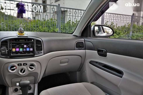 Hyundai Accent 2008 - фото 11