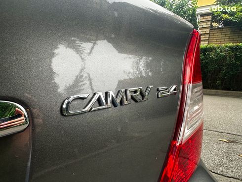 Toyota Camry 2003 серый - фото 19