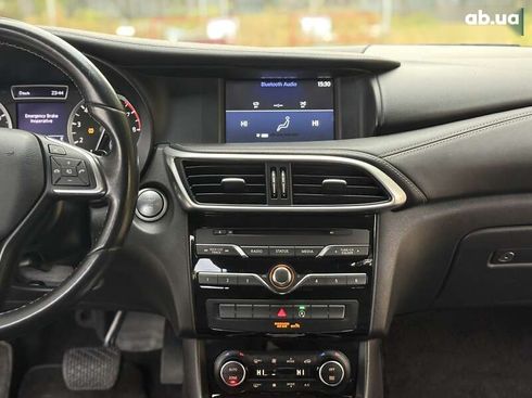 Infiniti QX30 2018 - фото 23