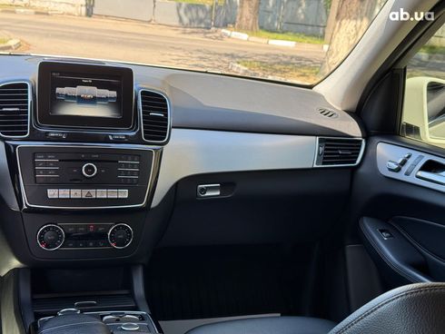 Mercedes-Benz GLE-Class 2015 белый - фото 18