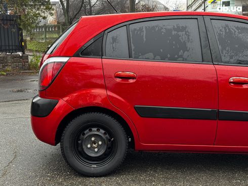 Kia Rio 2008 красный - фото 22