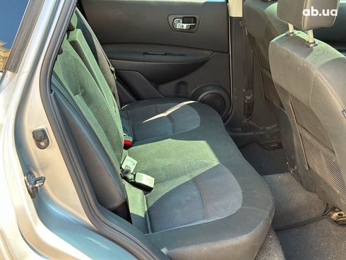 Nissan Qashqai 2010 серый - фото 16