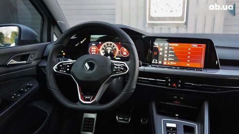 Volkswagen Golf GTI 2021 - фото 26