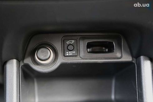 Mitsubishi Outlander 2012 - фото 20