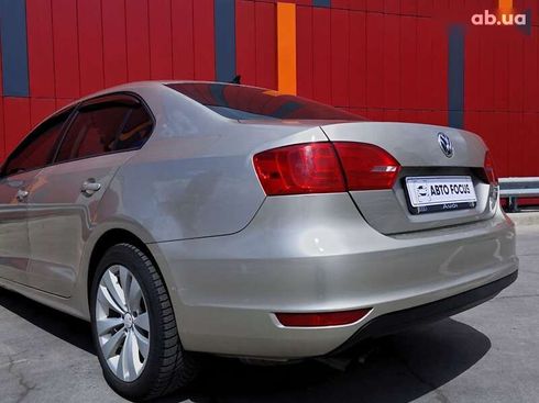 Volkswagen Jetta 2012 - фото 5
