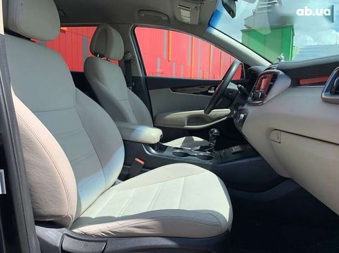 Kia Sorento 2015 - фото 10