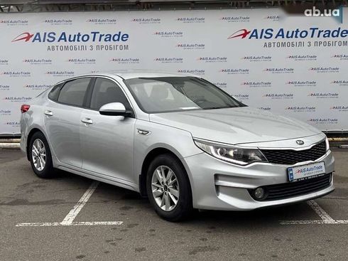 Kia K5 2017 - фото 2