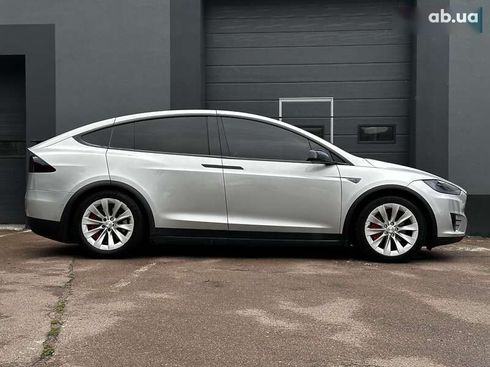 Tesla Model X 2016 - фото 11
