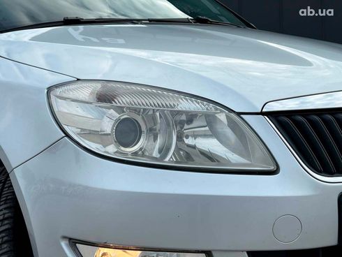 Skoda Fabia 2011 серый - фото 13