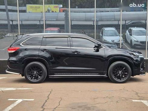 Toyota Highlander 2017 - фото 4