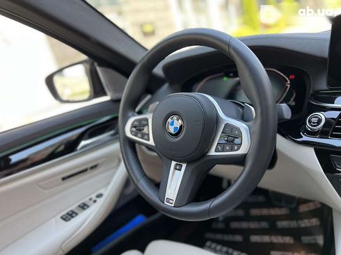 BMW 5 серия 2020 - фото 30