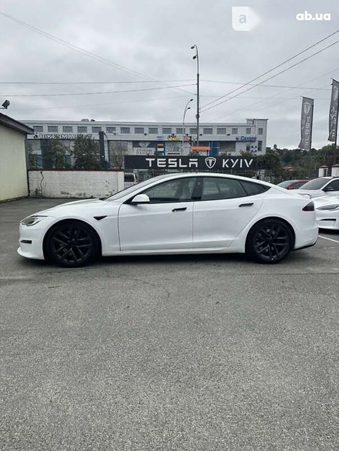 Tesla Model S 2021 - фото 12