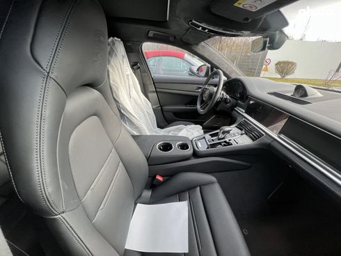 Porsche Panamera Turbo 2021 - фото 16