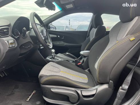 Hyundai Veloster 2018 черный - фото 4