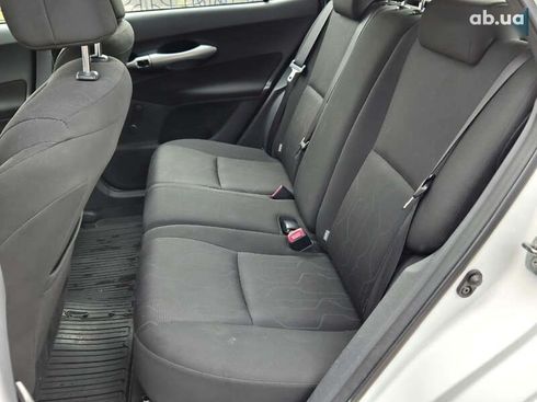 Toyota Auris 2011 - фото 14