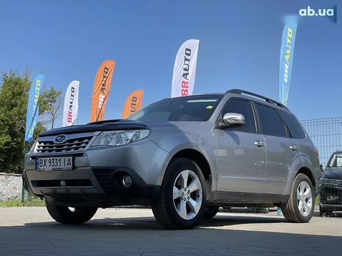 Subaru Forester 2011 - фото 3