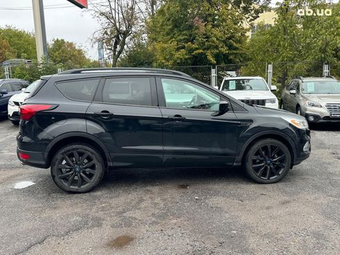 Ford Escape 2019 черный - фото 5