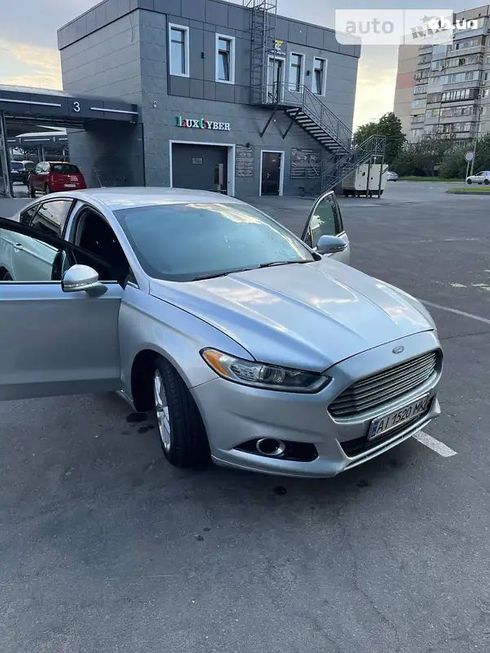 Ford Fusion 2015 серебристый - фото 2
