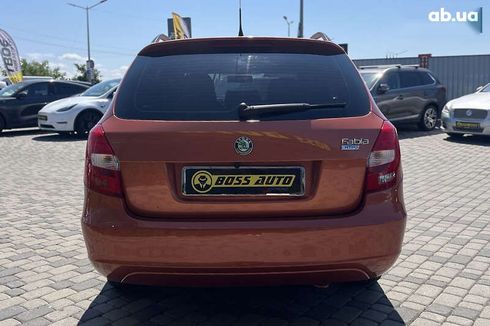 Skoda Fabia 2009 - фото 6