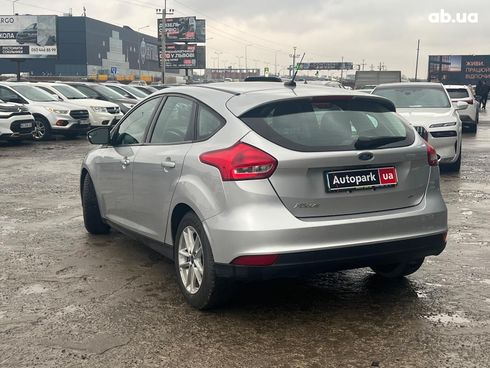 Ford Focus 2017 серый - фото 10