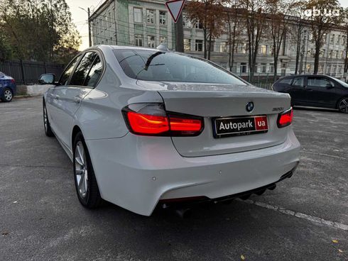 BMW 3 серия 2016 белый - фото 30