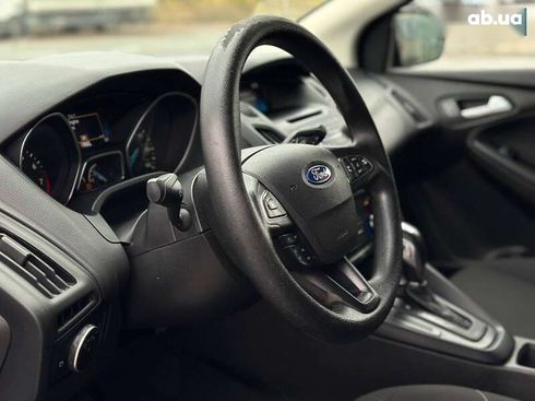 Ford Focus 2016 - фото 16