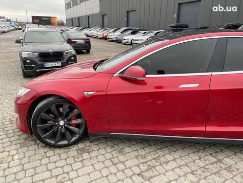 Tesla Model S 2016 красный - фото 16