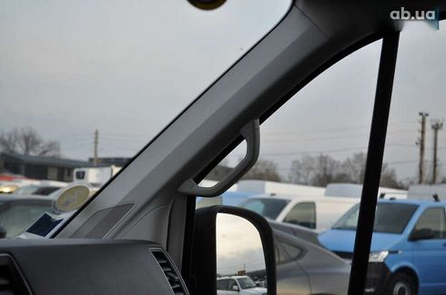 Volkswagen Crafter 2020 - фото 30