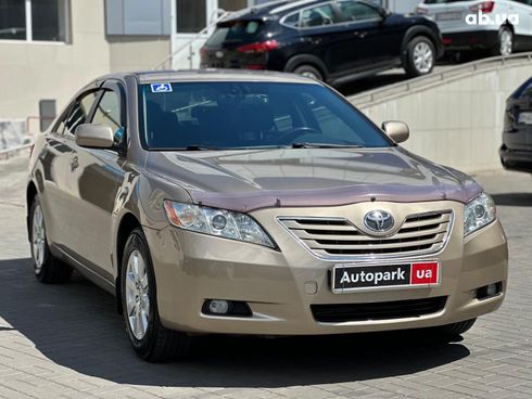 Toyota Camry 2007 бежевый - фото 3