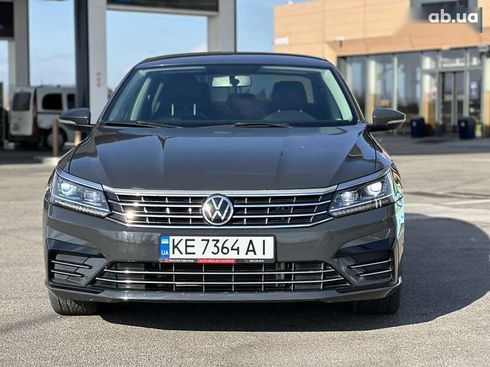 Volkswagen Passat 2016 - фото 14