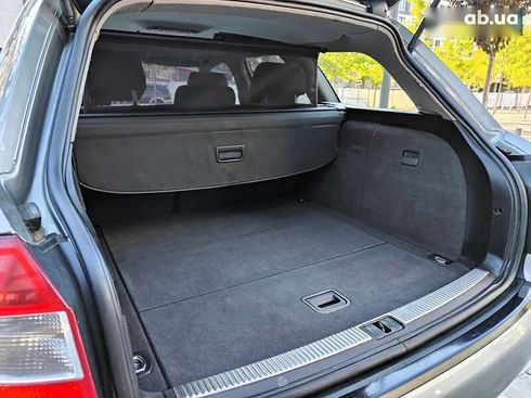 Audi A4 2004 - фото 16