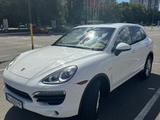 Купити Porsche Cayenne гібрид бу - купити на Автобазарі