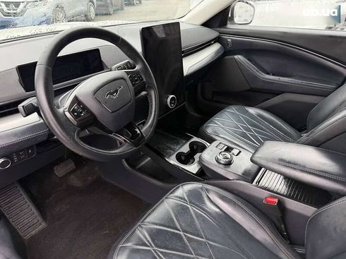Ford Mustang Mach-E 2022 - фото 5