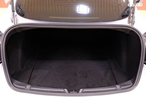 Tesla Model 3 2019 белый - фото 9