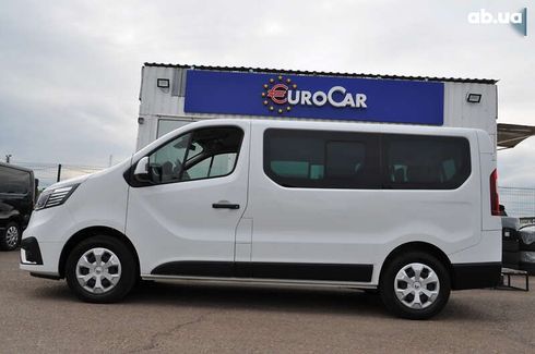 Renault Trafic 2021 - фото 25