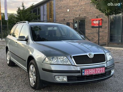 Skoda Octavia 2004 - фото 2
